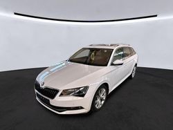 Weiß Gebraucht 2019 Skoda Superb Premium Edition Kombi | 16.999 € (Fairer Preis)