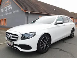 Weiß Gebraucht 2016 Mercedes E220 Avantgarde Limousine | 16.900 € (Superpreis)