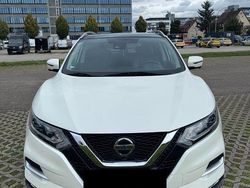 Weiß Gebraucht 2018 Nissan Qashqai N-Connecta SUV | 15.900 € (Fairer Preis)