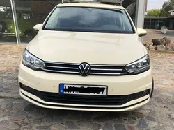 Beige Gebraucht 2023 VW Touran Van / Kleinbus | 14.000 € (Superpreis)