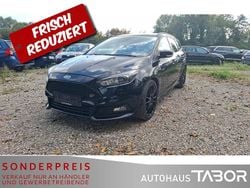 Schwarz Gebraucht 2016 Ford Focus ST Limousine | 11.485 € (Guter Preis)