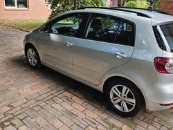 Grau Gebraucht 2012 VW Golf Plus Match Van / Kleinbus | 6.900 € (Guter Preis)