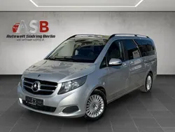 Brillantsilber metallic Gebraucht 2017 Mercedes V220 Edition Van / Kleinbus | 28.999 € (Guter Preis)