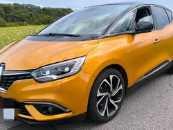 Gelb Gebraucht 2017 Renault Scénic IV Bose Edition Van / Kleinbus | 12.999 € (Fairer Preis)