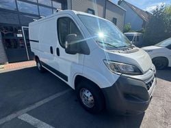 Weiß Gebraucht 2017 Citroën Jumper Profi Van / Kleinbus | 10.999 € (Superpreis)