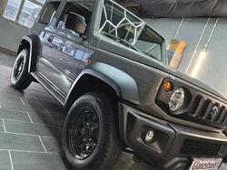 Grau Gebraucht 2023 Suzuki Jimny SUV | 29.999 € (Guter Preis)