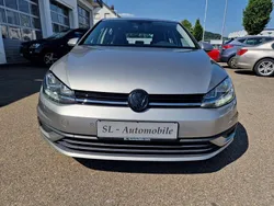 Silber Gebraucht 2017 VW Golf VII Trendline Limousine | 12.900 € (Teuer)