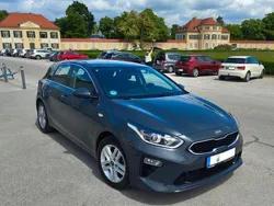 Grau Gebraucht 2018 Kia Ceed Vision Limousine | 12.100 € (Guter Preis)