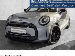 Grau Gebraucht 2021 Mini Cooper SE Classic Kleinwagen | 20.970 € (Teuer)