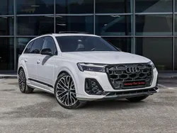 Gletscherweiß Gebraucht 2024 Audi Q7 S-Line SUV | 73.870 € (Guter Preis)