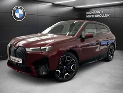 Rot Gebraucht 2024 BMW iX Sport Line SUV | 59.880 € (Fairer Preis)