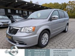 Silber Gebraucht 2015 Lancia Voyager S Van / Kleinbus | 17.500 € (Etwas zu teuer)