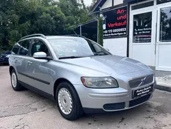 Silber Gebraucht 2006 Volvo V50 Kinetic Kombi | 3.990 € (Etwas zu teuer)