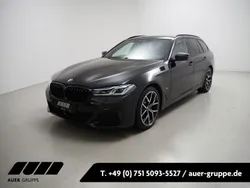 Schwarz Gebraucht 2022 BMW 520 M Sport Kombi | 43.800 €