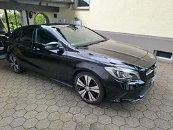 Schwarz Gebraucht 2017 Mercedes CLA180 Shooting Brake Kombi | 15.850 €