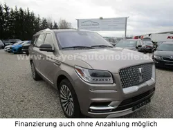 Lincoln Navigator