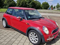 Rot Gebraucht 2003 Mini ONE Kleinwagen | 3.000 € (Fairer Preis)