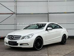Weiß Gebraucht 2012 Mercedes 200 Avantgarde Coupé | 10.999 € (Etwas zu teuer)