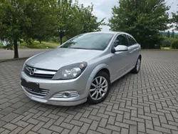 Silber Gebraucht 2006 Opel Astra GTC Limousine | 1.200 € (Superpreis)