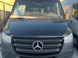 Schwarz Gebraucht 2021 Mercedes Sprinter Van | 48.000 €