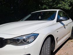 Weiß Gebraucht 2013 BMW 320 Sport Line Limousine | 15.650 € (Etwas zu teuer)
