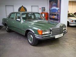 Grün Gebraucht 1977 Mercedes S280 Limousine | 17.990 €