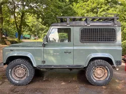 Grün Gebraucht 2007 Land Rover Defender SUV | 27.000 € (Fairer Preis)