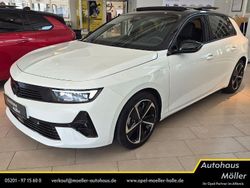 Weiß Gebraucht 2024 Opel Astra Limousine | 24.900 € (Guter Preis)