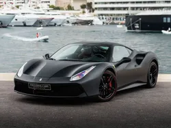 Schwarz Gebraucht 2017 Ferrari 488 Coupé | 239.900 € (Teuer)