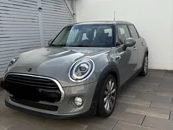 Grau Gebraucht 2018 Mini Cooper Kleinwagen | 15.500 € (Guter Preis)