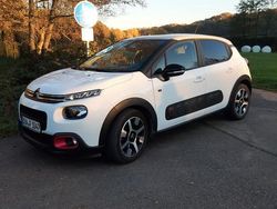 Weiß Gebraucht 2018 Citroën C3 PureTech Limousine | 9.500 €