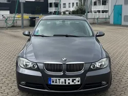 Grau Gebraucht 2005 BMW 325 Limousine | 5.399 € (Fairer Preis)