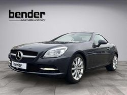 Tenoritgrau metalliclack Gebraucht 2012 Mercedes SLK200 Cabrio | 16.990 €