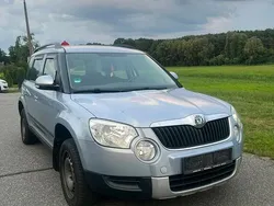 Blau Gebraucht 2009 Skoda Yeti SUV | 3.899 € (Guter Preis)