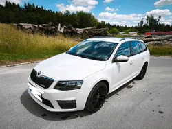 Weiß Gebraucht 2016 Skoda Octavia vRS Kombi | 16.800 € (Fairer Preis)