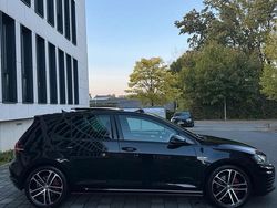 Schwarz Gebraucht 2014 VW Golf VII Sound Limousine | 13.000 € (Etwas zu teuer)