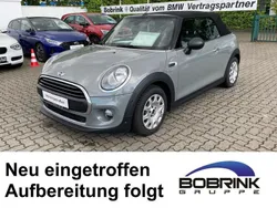 Grau Gebraucht 2016 Mini One Cabriolet Salt Cabrio | 14.450 €