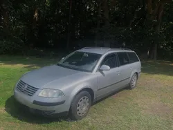 Silber Gebraucht 2005 VW Passat Kombi | 1.400 € (Superpreis)