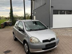 Silber Gebraucht 1999 Toyota Yaris Kleinwagen | 1.499 € (Fairer Preis)