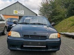 Blau Gebraucht 1999 Suzuki Swift Kleinwagen | 1.000 €