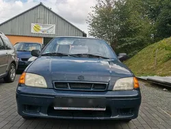 Blau Gebraucht 1999 Suzuki Swift Kleinwagen | 1.200 €