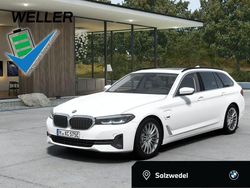 Alpinweiss iii (weiß) Gebraucht 2021 BMW 530e Efficient Dynamics Kombi | 27.490 € (Superpreis)
