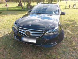 Schwarz Gebraucht 2014 Mercedes E200 Kombi | 11.200 € (Fairer Preis)