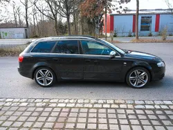 Schwarz Gebraucht 2006 Audi S4 Sport Kombi | 7.000 €