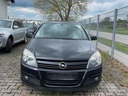 Schwarz Gebraucht 2005 Opel Astra Kombi | 1.250 € (Superpreis)