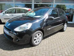 Schwarz Gebraucht 2012 Renault Clio III Kleinwagen | 3.499 € (Guter Preis)