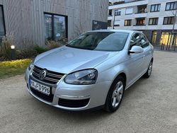 Silber Gebraucht 2006 VW Jetta Comfortline Limousine | 4.850 € (Fairer Preis)