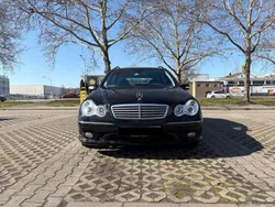 Schwarz Gebraucht 2002 Mercedes C32 AMG AMG Kombi | 12.599 € (Teuer)