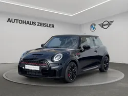 Midnight black Gebraucht 2023 Mini John Cooper Works Hatch Kleinwagen | 34.340 € (Etwas zu teuer)