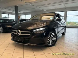 Nachtschwarz unilack Gebraucht 2021 Mercedes B200 Van / Kleinbus | 25.490 € (Fairer Preis)